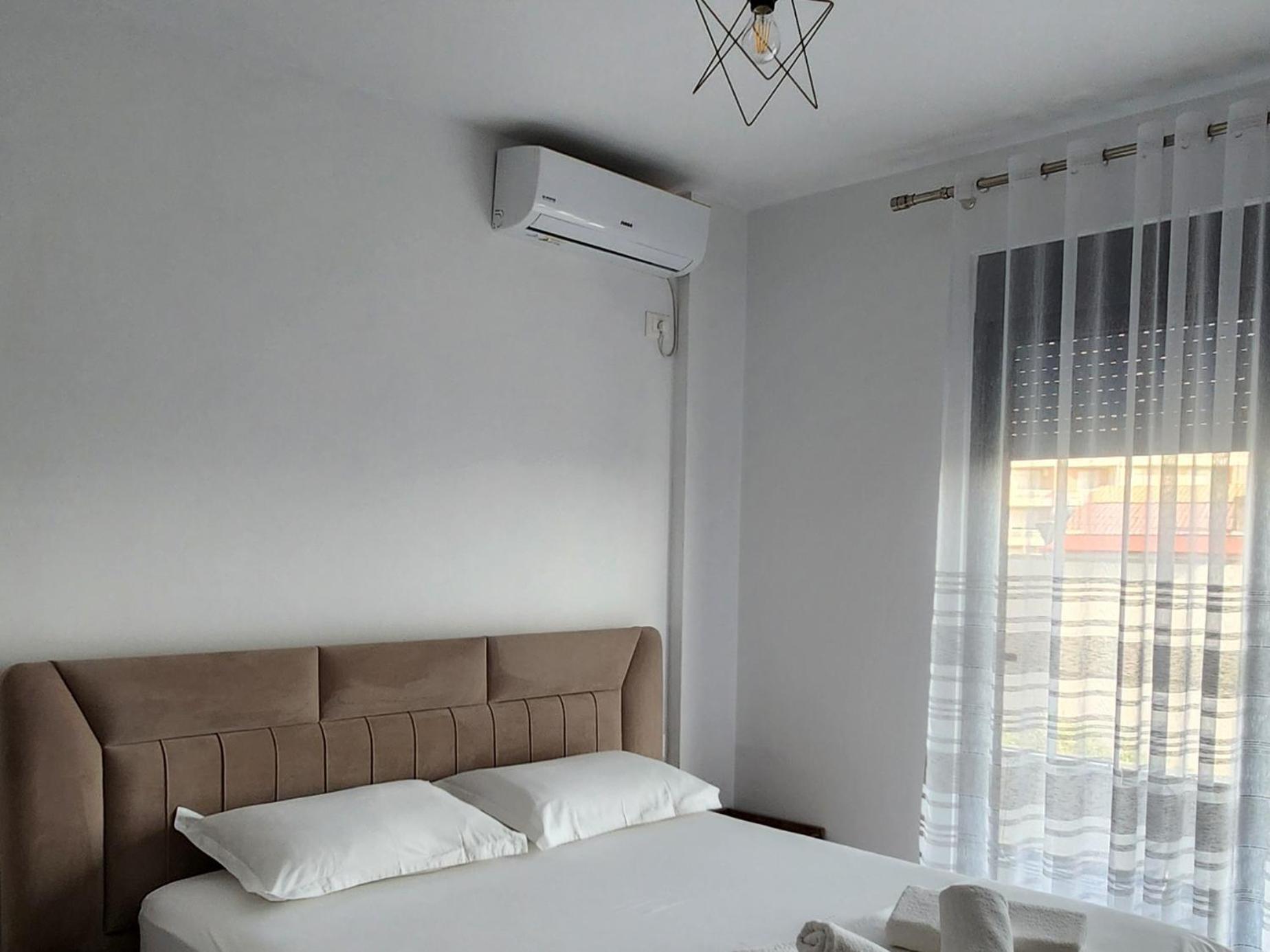 Duka Apartments Sarandë Exterior foto